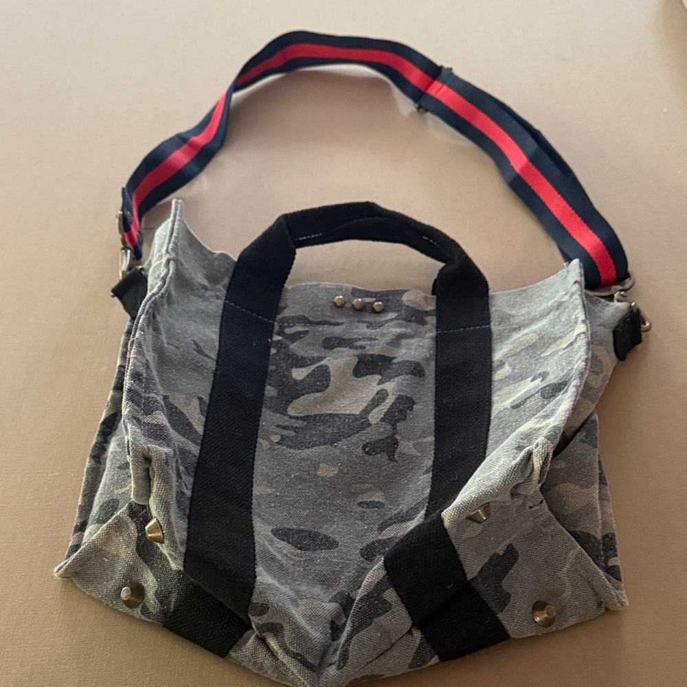 Stylish Camouflage PS Bag Like New